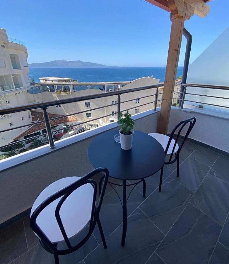 Edina By Hp Hotel Sarandë Eksteriør billede