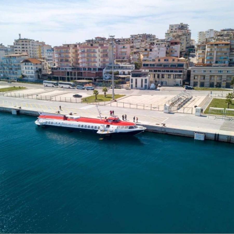 Edina By Hp Hotel Sarandë Eksteriør billede