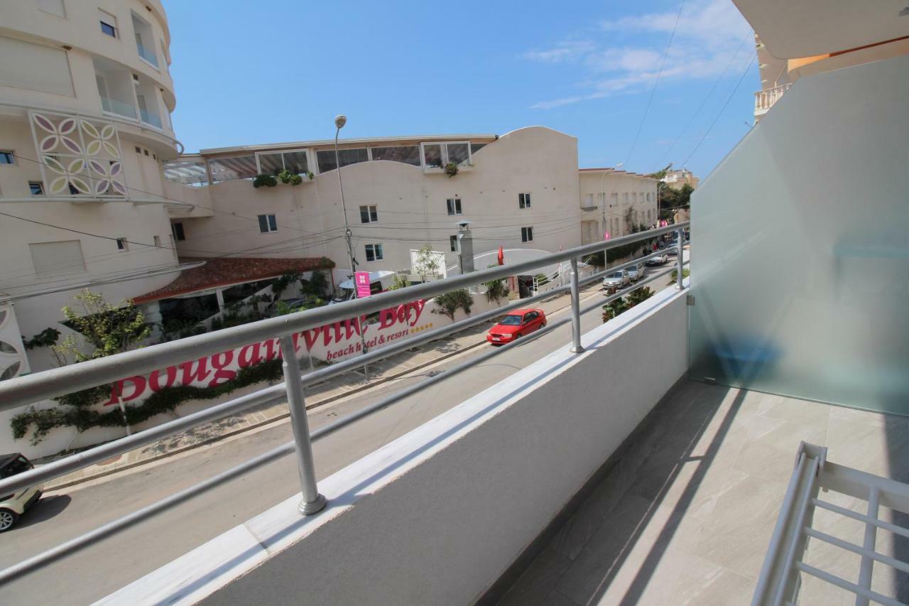 Edina By Hp Hotel Sarandë Eksteriør billede